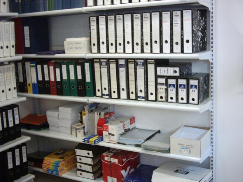 estanterias metalicas para material de oficina